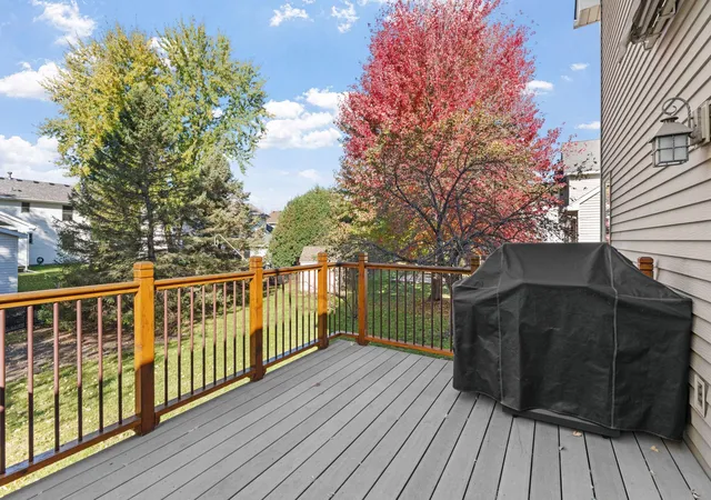 Photo 3 of Single family home for sale at 5961 Norway Pine Ct, Saint Paul, MN 55110 | MLS# 7161270 | Listing updated on 2026-10-23