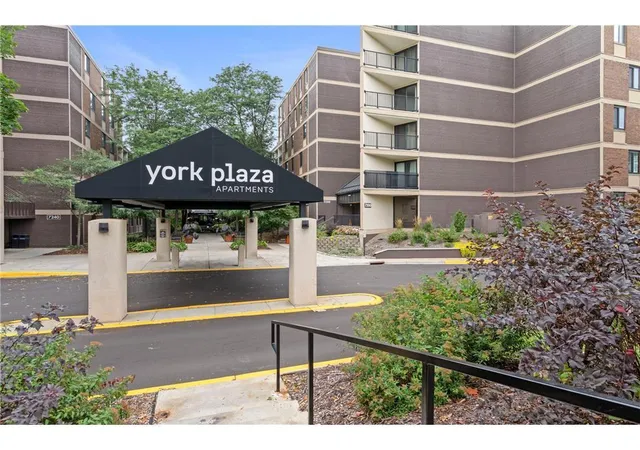 Photo 1 of Condo for sale at 7200 York Ave S #101, Minneapolis, MN 55435 | MLS# 7161281 | Listing updated on 2026-10-17