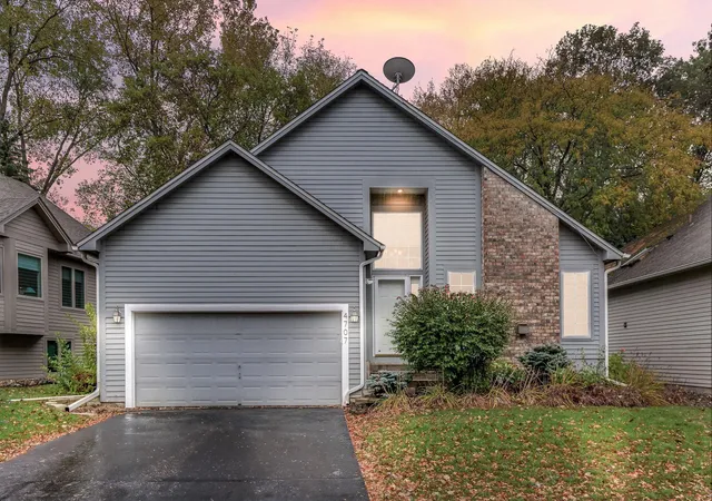 Photo 1 of Single family home for sale at 4707 Wildwood St, Saint Paul, MN 55122 | MLS# 7161297 | Listing updated on 2026-10-22