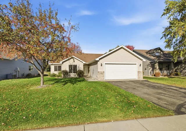 Photo 2 of Single family home for sale at 1221 Willow Pond Dr, Waite Park, MN 56387 | MLS# 7161299 | Listing updated on 2026-10-21