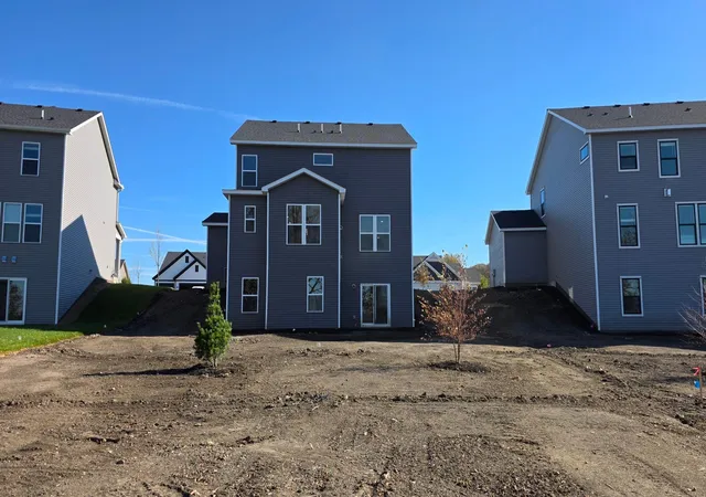 Photo 3 of Single family home for sale at 3736 Holbrook Dr, Waconia, MN 55387 | MLS# 7161321 | Listing updated on 2026-10-18