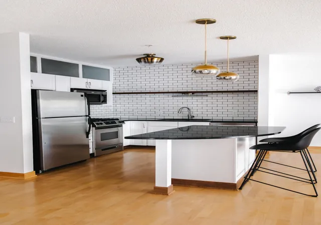 Listing Photo 5 - Condo for sale in building located at 4750 53Rd St E, Minneapolis, MN 55417 - Unit #103