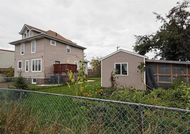 Photo 3 of Single family home for sale at 3105 W 3rd Street, Duluth, MN 55806 | MLS# 7161356 | Listing updated on 2026-10-17
