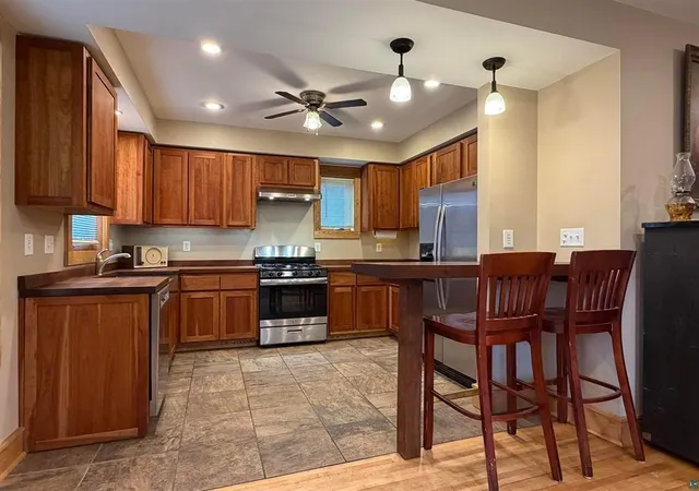 Photo 4 of Single family home for sale at 3105 W 3rd Street, Duluth, MN 55806 | MLS# 7161356 | Listing updated on 2026-10-17