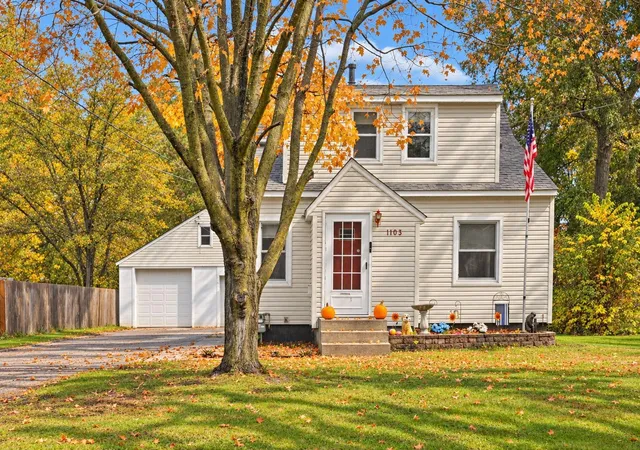 Photo 2 of Single family home for sale at 1103 6th Street NW, Faribault, MN 55021 | MLS# 7161370 | Listing updated on 2026-10-23