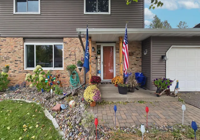 Photo 1 of Single family home for sale at 1961 Louis Ln, Hastings, MN 55033 | MLS# 7161440 | Listing updated on 2026-10-29