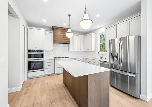 Photo 2 of Single family home for sale at 11581 200th Street W, Lakeville, MN 55044 | MLS# 7161456 | Listing updated on 2026-10-17
