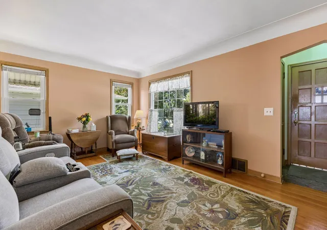 Photo 3 of Single family home for sale at 3423 Parkview Blvd, Minneapolis, MN 55422 | MLS# 7161458 | Listing updated on 2026-10-24