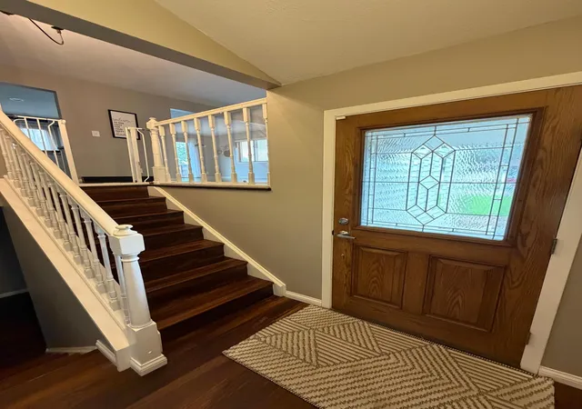 Photo 1 of Single family home for sale at 1211 Hickory St, Fairmont, MN 56031 | MLS# 7161465 | Listing updated on 2026-10-17