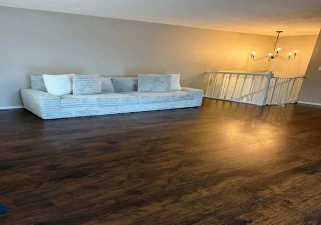 Photo 4 of Single family home for sale at 1211 Hickory St, Fairmont, MN 56031 | MLS# 7161465 | Listing updated on 2026-10-17