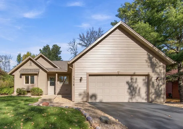Photo 2 of Single family home for sale at 1716 Slater Ln, Burnsville, MN 55337 | MLS# 7161472 | Listing updated on 2026-10-23