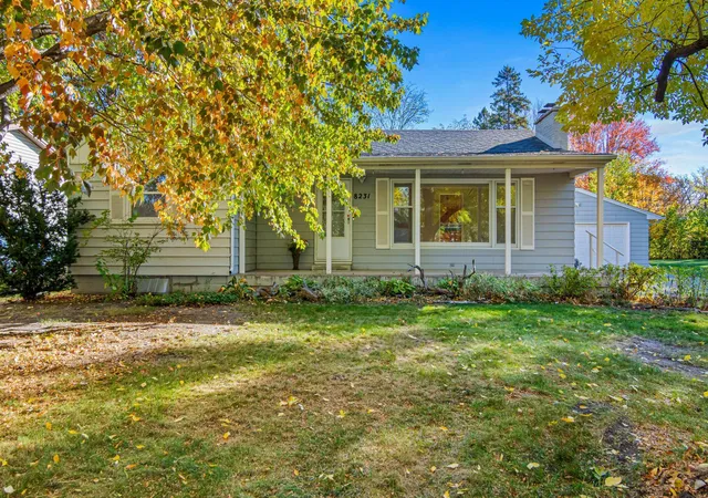 Photo 2 of Single family home for sale at 8231 Polk St Ne, Minneapolis, MN 55432 | MLS# 7161478 | Listing updated on 2026-10-23