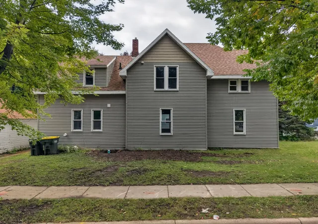Photo 3 of Multi family home for sale at 320 Augusta Ave, Willmar, MN 56201 | MLS# 7161487 | Listing updated on 2026-10-21