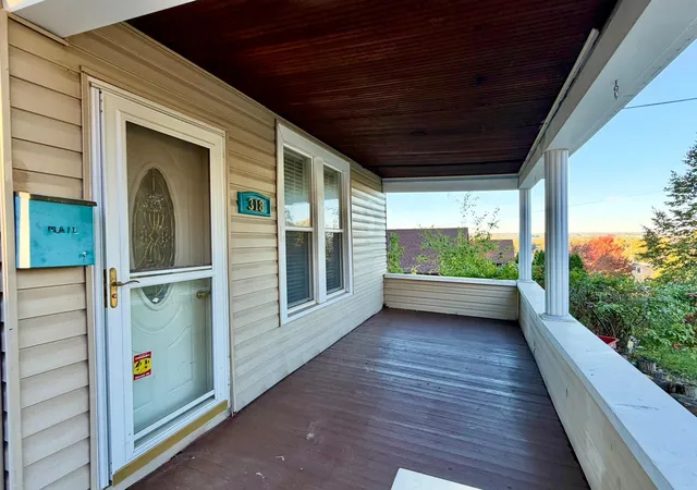 Photo 4 of Single family home for sale at 318 Minnesota St, Red Wing, MN 55066 | MLS# 7161526 | Listing updated on 2026-10-19