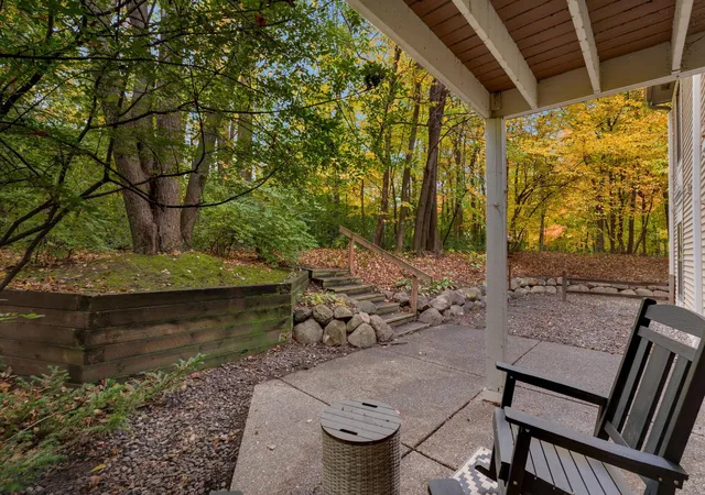 Listing Photo 5 - Condo for sale in building located at 15805 26th Ave N, Plymouth, MN 55447 - Unit #B