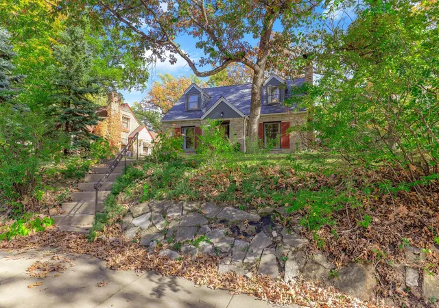 Photo 3 of Single family home for sale at 3316 Chowen Ave N, Minneapolis, MN 55422 | MLS# 7161627 | Listing updated on 2026-10-22