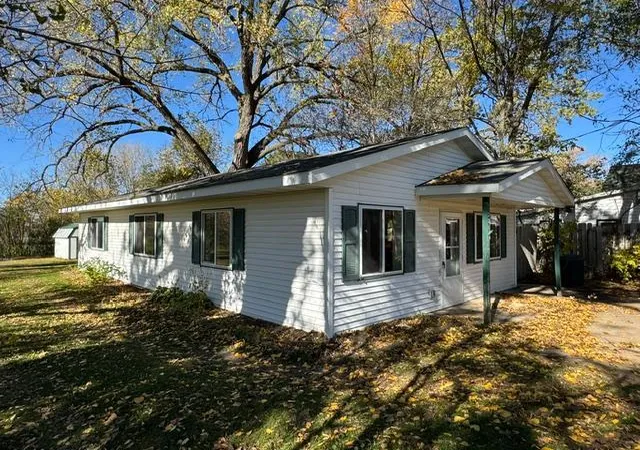 Photo 2 of Single family home for sale at 201 Sw Thompson St, Verndale, MN 56481 | MLS# 7161628 | Listing updated on 2026-10-18