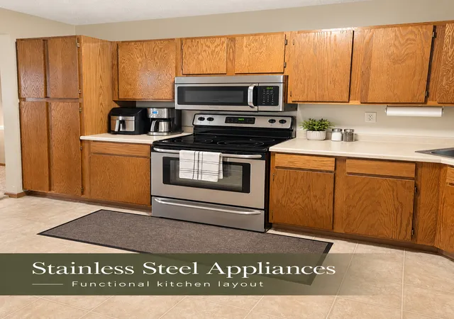 Photo 3 of Condo for sale at 498 Etna St #102, Saint Paul, MN 55106 | MLS# 7161637 | Listing updated on 2026-10-21
