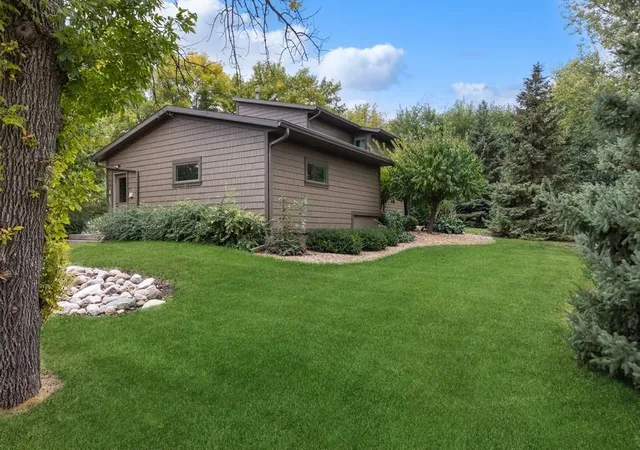 Photo 3 of Single family home for sale at 310 Greenwood Ave W, Hector, MN 55342 | MLS# 7161639 | Listing updated on 2026-10-23