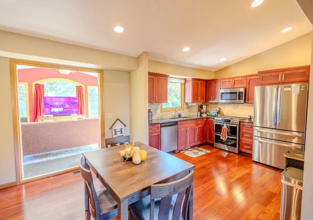 Photo 3 of Single family home for sale at 9142 Lanewood Ln N, Maple Grove, MN 55369 | MLS# 7161646 | Listing updated on 2026-10-19