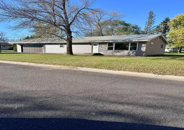Photo 2 of Single family home for sale at 111 Muyres Ave, Carlos, MN 56319 | MLS# 7161656 | Listing updated on 2026-10-23