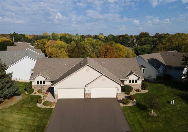 Photo 2 of Single family home for sale at 14361 Hummingbird St Nw, Andover, MN 55304 | MLS# 7161676 | Listing updated on 2026-10-22