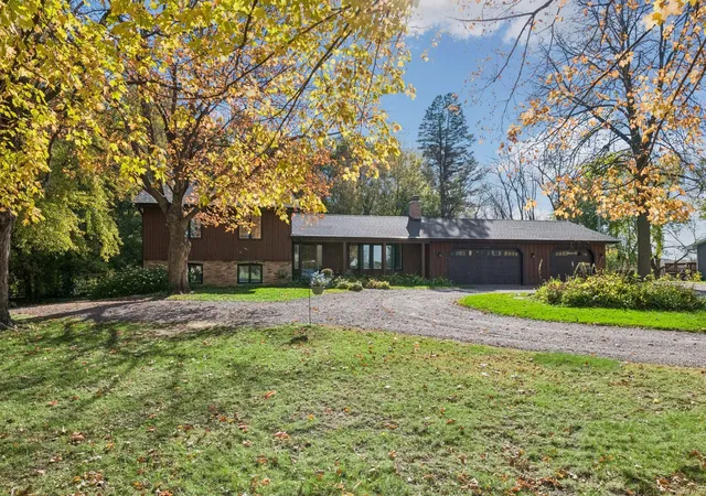 Photo 1 of Single family home for sale at 5275 Pagenkopf Rd, Independence, MN 55359 | MLS# 7161677 | Listing updated on 2026-10-29