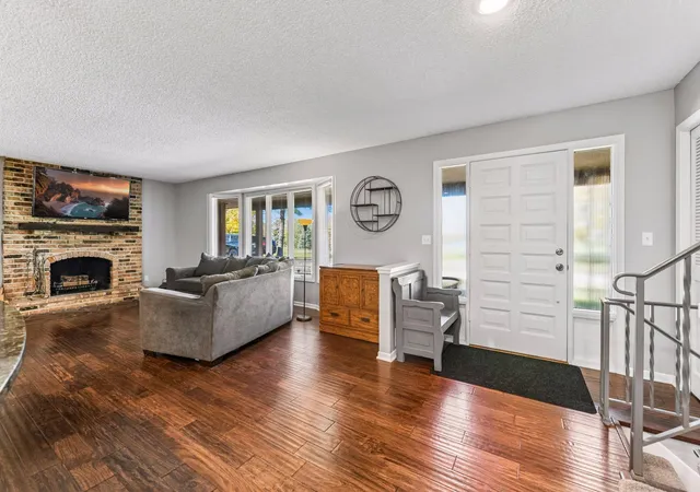 Photo 2 of Single family home for sale at 5275 Pagenkopf Rd, Independence, MN 55359 | MLS# 7161677 | Listing updated on 2026-10-29