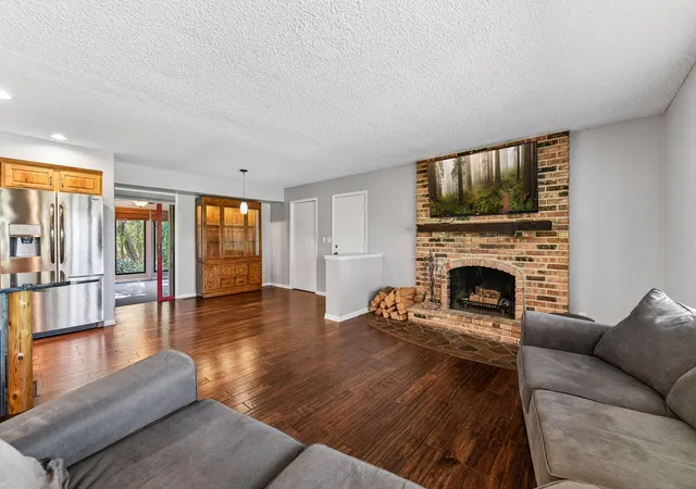 Photo 4 of Single family home for sale at 5275 Pagenkopf Rd, Independence, MN 55359 | MLS# 7161677 | Listing updated on 2026-10-29