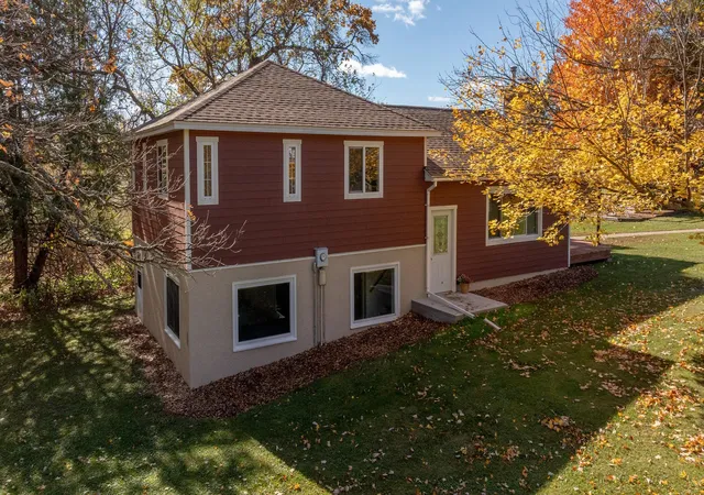 Photo 4 of Single family home for sale at 20335 County Rd 1, Emily, MN 56447 | MLS# 7161683 | Listing updated on 2026-10-22