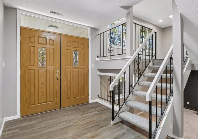 Photo 3 of Single family home for sale at 830 Winthrop St S, Saint Paul, MN 55119 | MLS# 7161692 | Listing updated on 2026-10-24