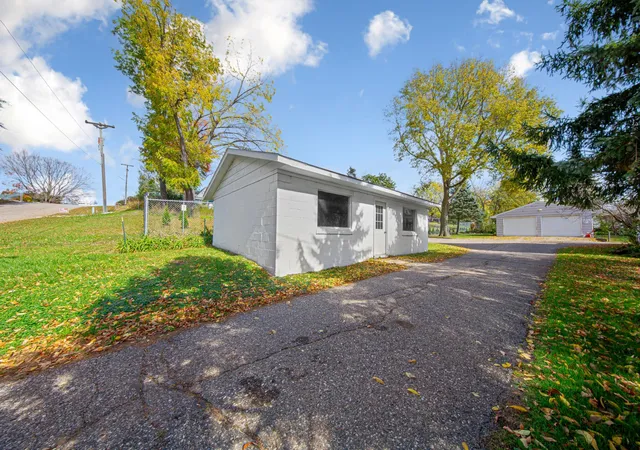 Photo 3 of Single family home for sale at 200 Park Ave Ne, Elysian, MN 56028 | MLS# 7161705 | Listing updated on 2026-10-19