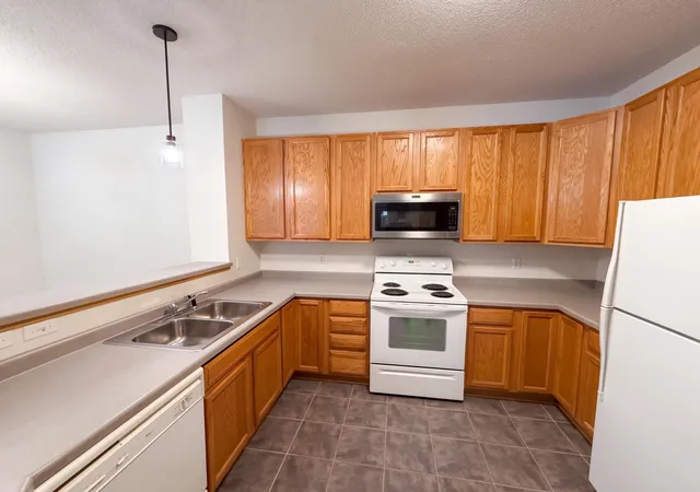 Photo 2 of Single family home for sale at 3130 Juniper Ln #C, Saint Paul, MN 55125 | MLS# 7161722 | Listing updated on 2026-10-20