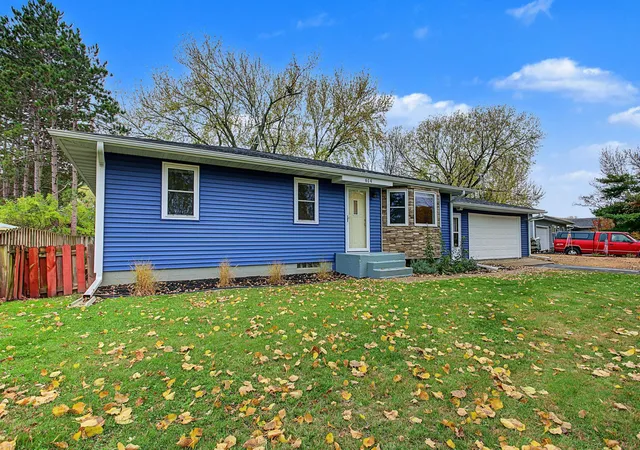 Photo 4 of Single family home for sale at 614 N 3rd Street, New Richmond, WI 54017 | MLS# 7161732 | Listing updated on 2026-10-29