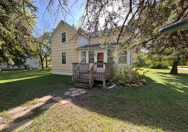 Photo 1 of Single family home for sale at 1111 3rd Avenue S, Wheaton, MN 56296 | MLS# 7161736 | Listing updated on 2026-10-19