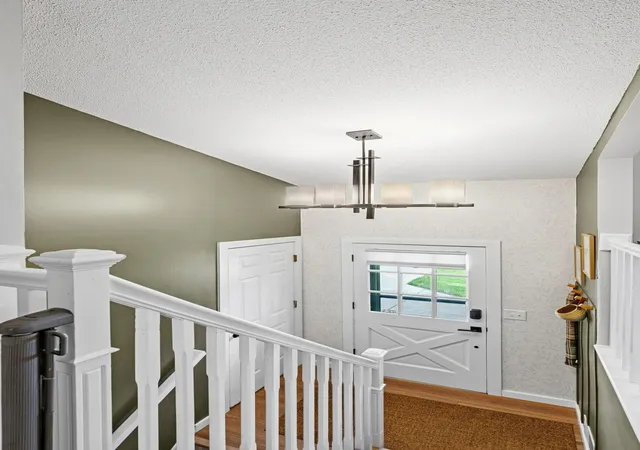 Photo 4 of Single family home for sale at 896 Sunrise Ct, Stillwater, MN 55082 | MLS# 7161750 | Listing updated on 2026-10-22