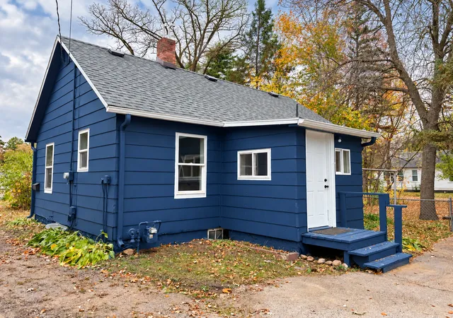 Photo 3 of Single family home for sale at 224 6th Street NE, Crosby, MN 56441 | MLS# 7161755 | Listing updated on 2026-10-19