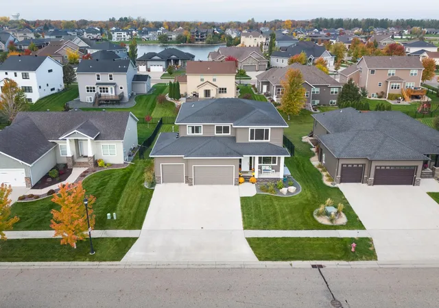 Photo 3 of Single family home for sale at 3652 Bell Blvd E, West Fargo, ND 58078 | MLS# 7161756 | Listing updated on 2026-10-25