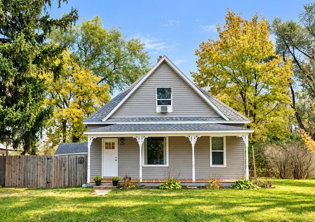 Photo 2 of Single family home for sale at 610 Main St, Clearwater, MN 55320 | MLS# 7161762 | Listing updated on 2026-10-22