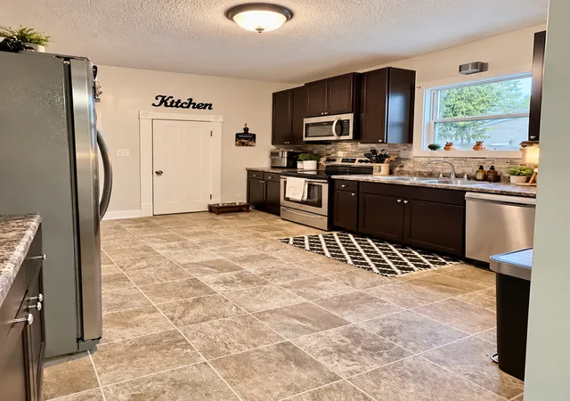 Photo 4 of Single family home for sale at 610 Main St, Clearwater, MN 55320 | MLS# 7161762 | Listing updated on 2026-10-22