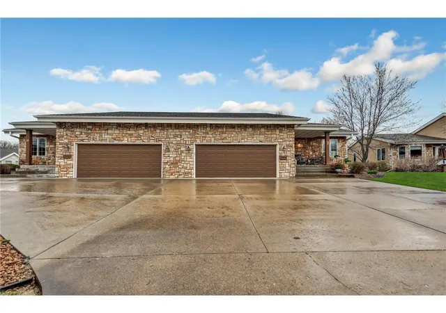 Photo 3 of Single family home for sale at 549 Brook Ln, Saint Cloud, MN 56301 | MLS# 7161764 | Listing updated on 2026-10-21