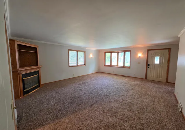 Photo 3 of Single family home for sale at 2736 Linden Ave, Slayton, MN 56172 | MLS# 7161771 | Listing updated on 2026-10-23