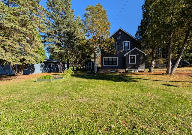 Photo 1 of Single family home for sale at 520 20th Street, Cloquet, MN 55720 | MLS# 7161818 | Listing updated on 2026-10-20