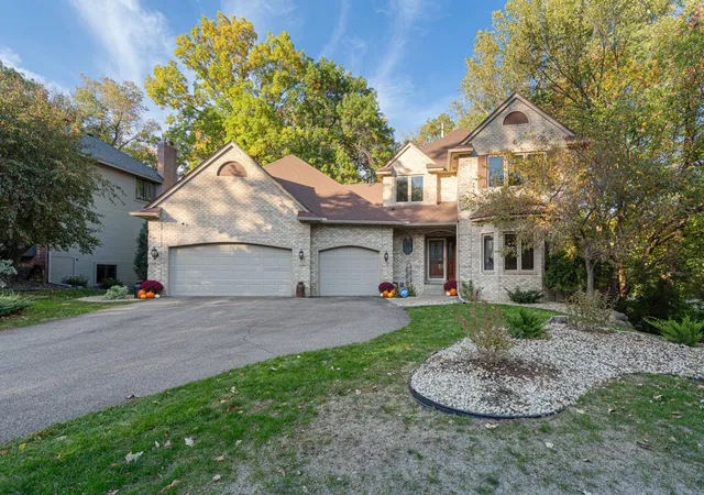 Single family home for sale at 13101 Heritage Way, Saint Paul, MN 55124 | MLS# 7161831