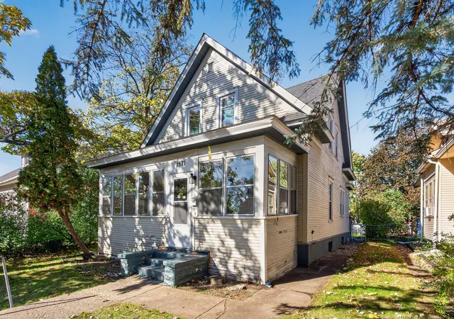 Single family home for sale at 1571 7th Street E, Saint Paul, MN 55106 | MLS# 7161842