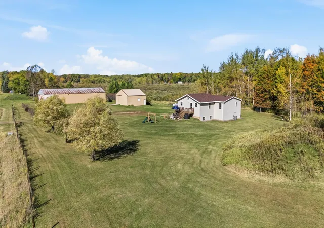 Photo 3 of Single family home for sale at 5295 Brunswick Rd, Braham, MN 55006 | MLS# 7161850 | Listing updated on 2026-10-21