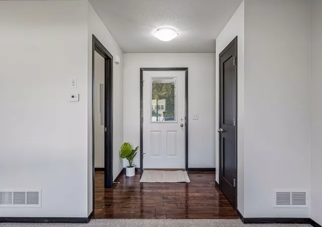 Photo 3 of Single family home for sale at 4998 Kama Ln Ne, Albertville, MN 55301 | MLS# 7161870 | Listing updated on 2026-10-22