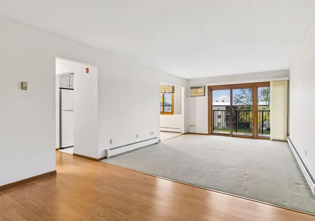 Photo 3 of Condo for sale at 2700 Oxford St N #140, Saint Paul, MN 55113 | MLS# 7161878 | Listing updated on 2026-10-21