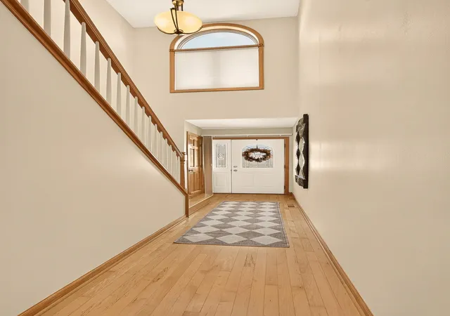 Photo 2 of Single family home for sale at 2544 Superior Ln Nw, Rochester, MN 55901 | MLS# 7161879 | Listing updated on 2026-10-23