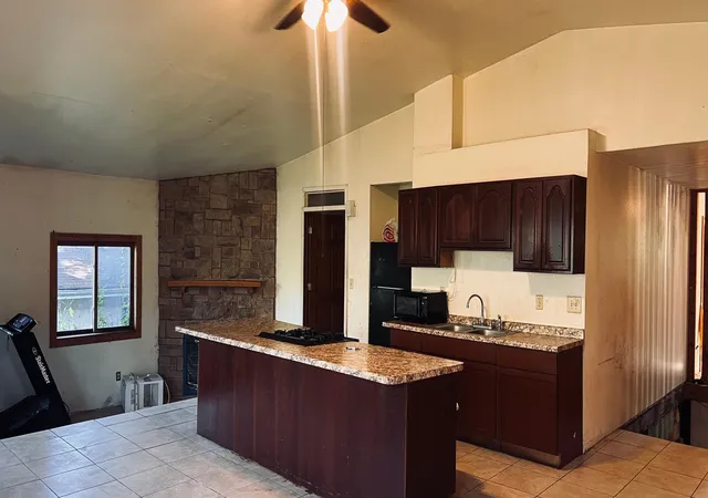 Photo 3 of Sale Pending at 1190 Pacific St, Saint Paul, MN 55106 | MLS# 7161882 | Listing updated on 2026-10-27
